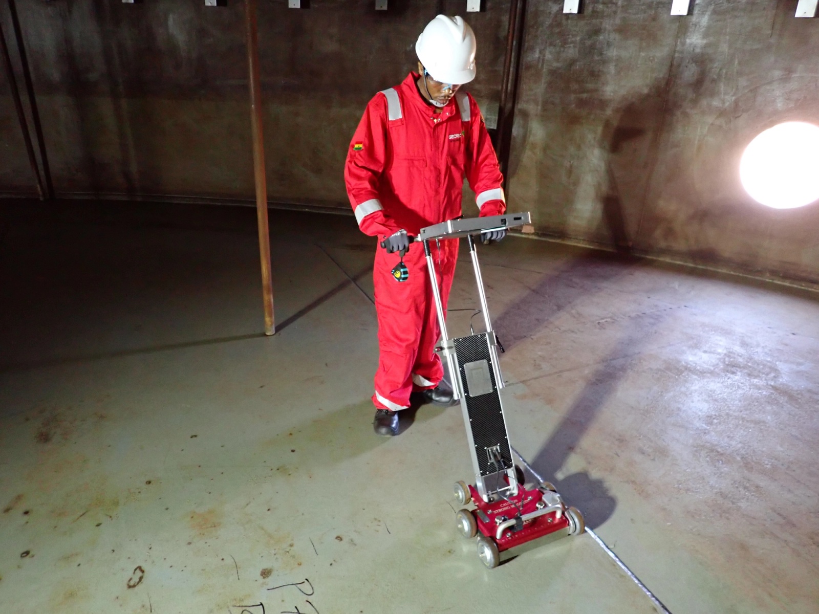 Magnetic Flux Leakage (MFL) Testing