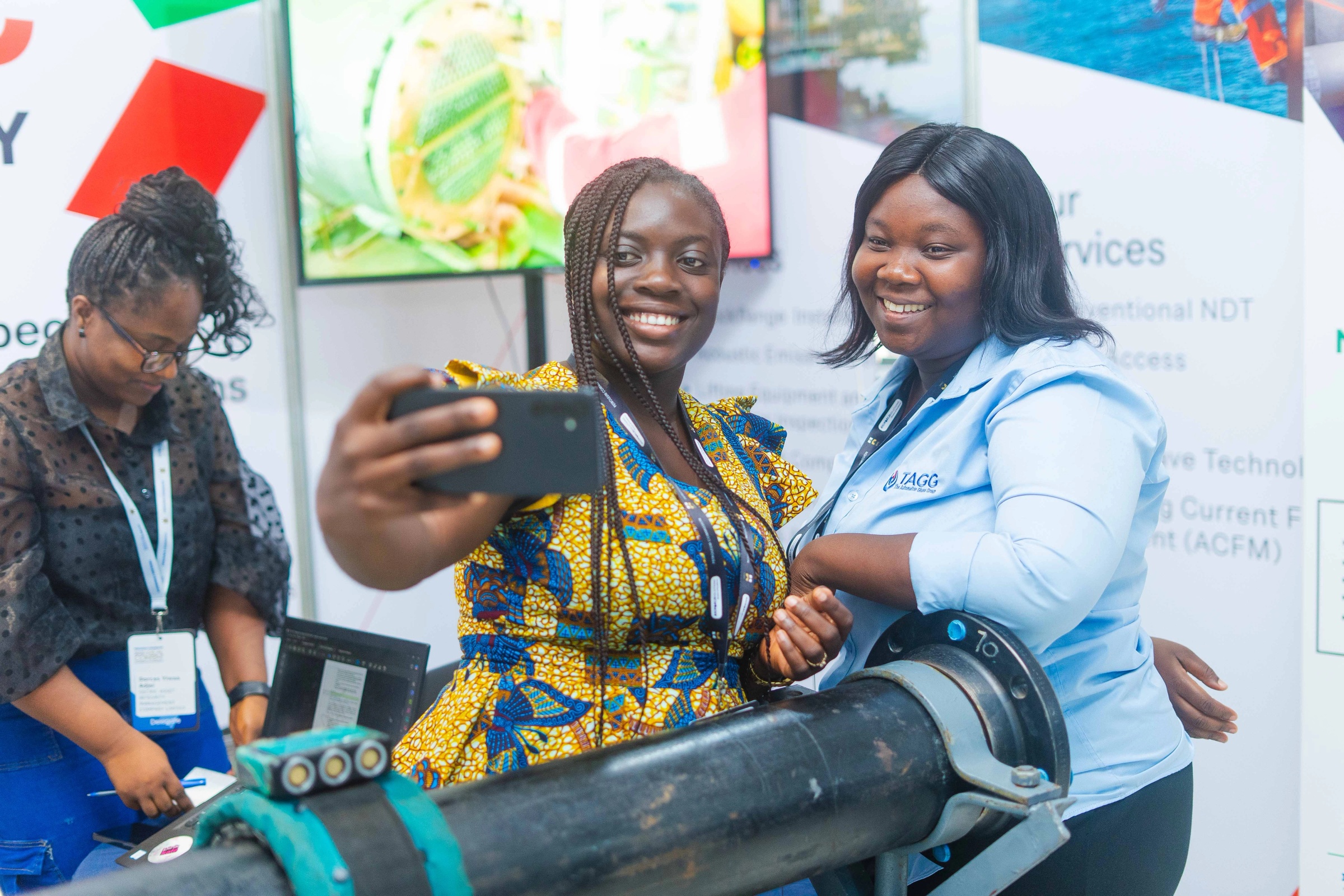 Visitors at the Gecric booth during LCCE 2025