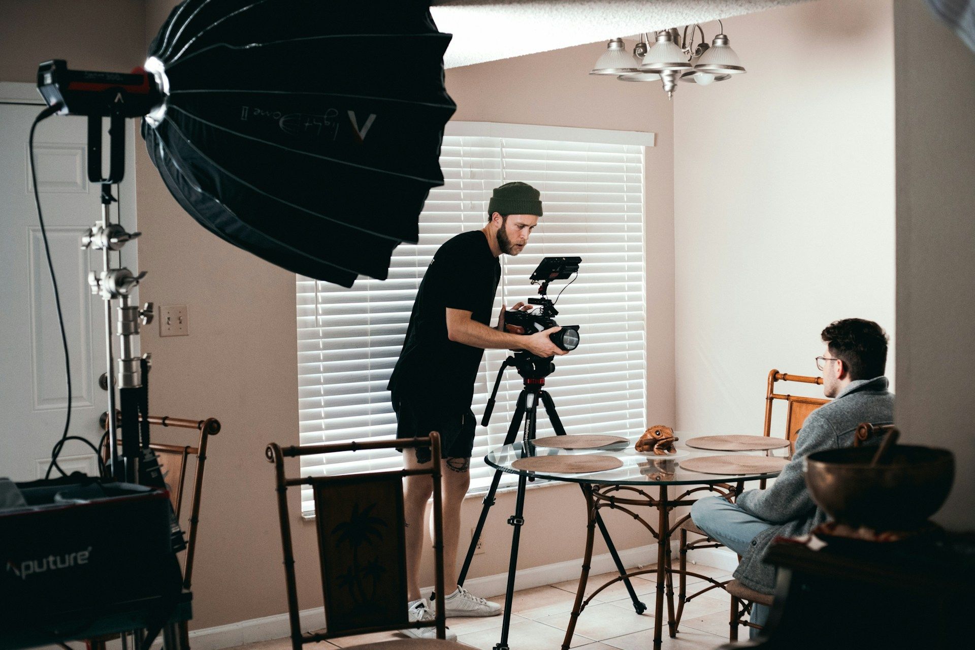 Enterprise Video Playbooks: Turning Toronto CMOs into Revenue Directors