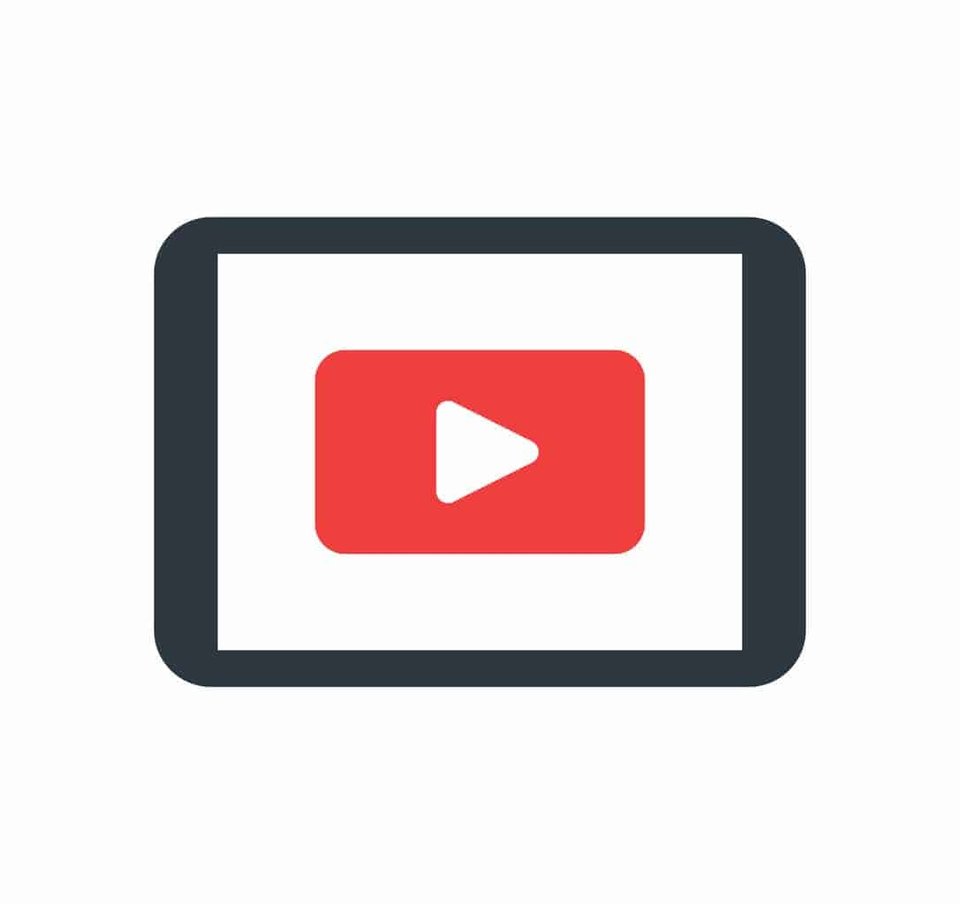 7 Youtube SEO Tips to Transform Your Digital Presence|Smiling ladies