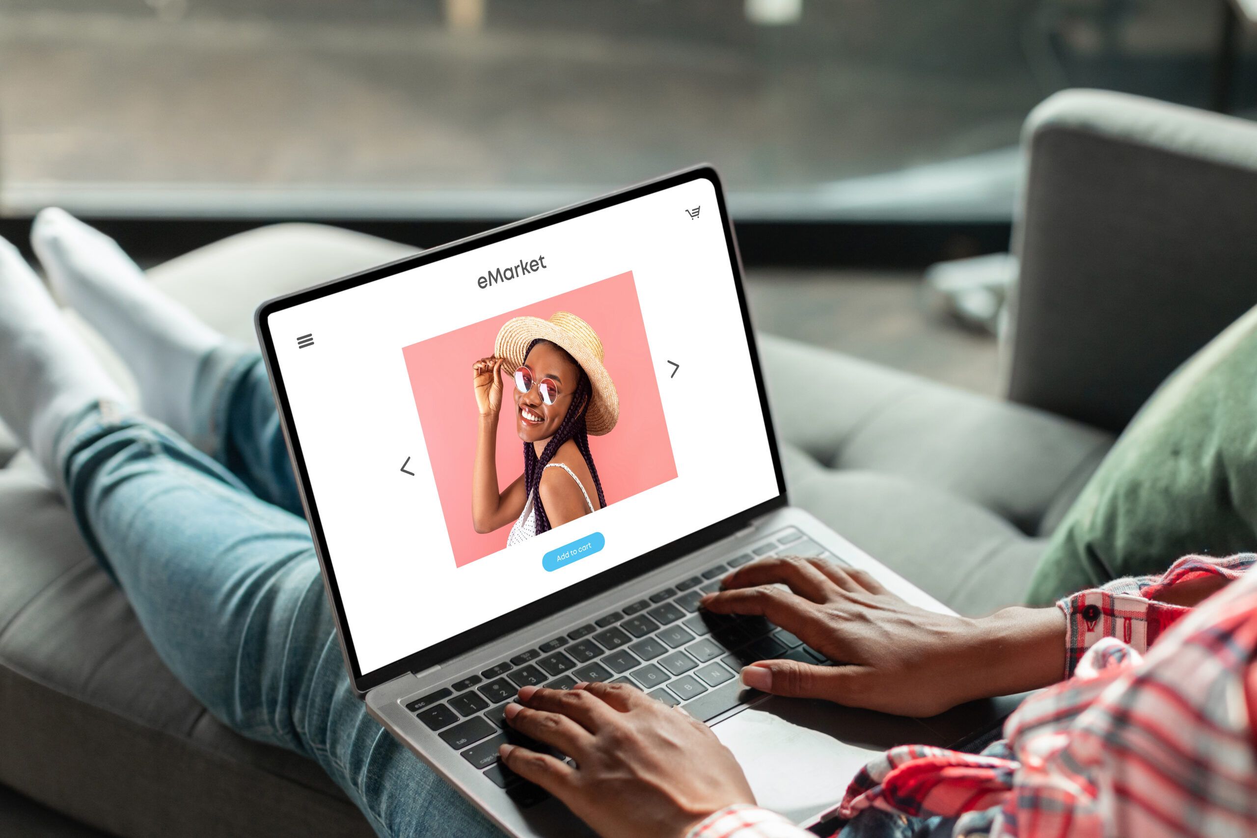 Crafting Compelling Social Media Ads with Viva Media's Expertise