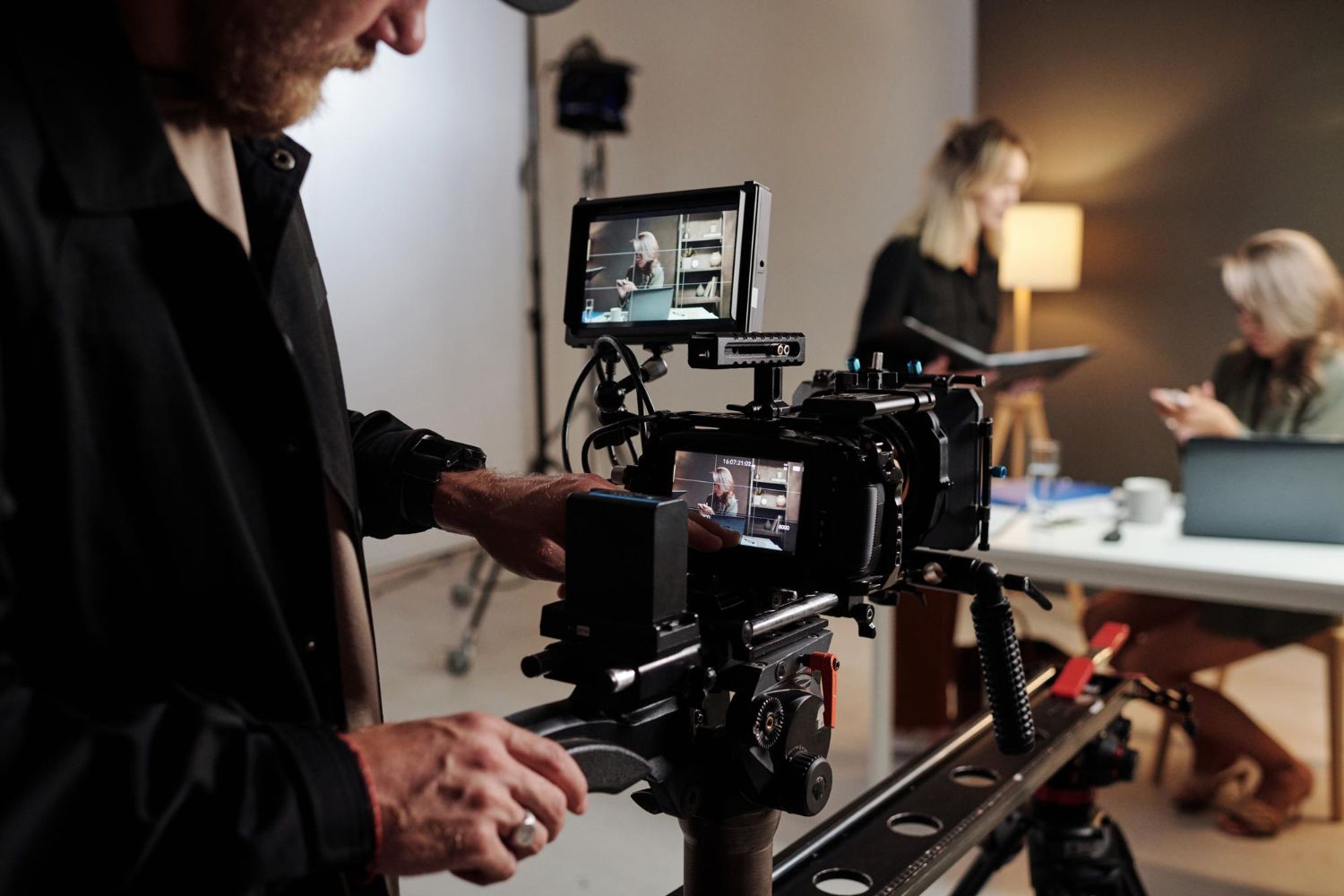 Adoption, Not Aesthetics: Operationalizing Enterprise Video for Sales