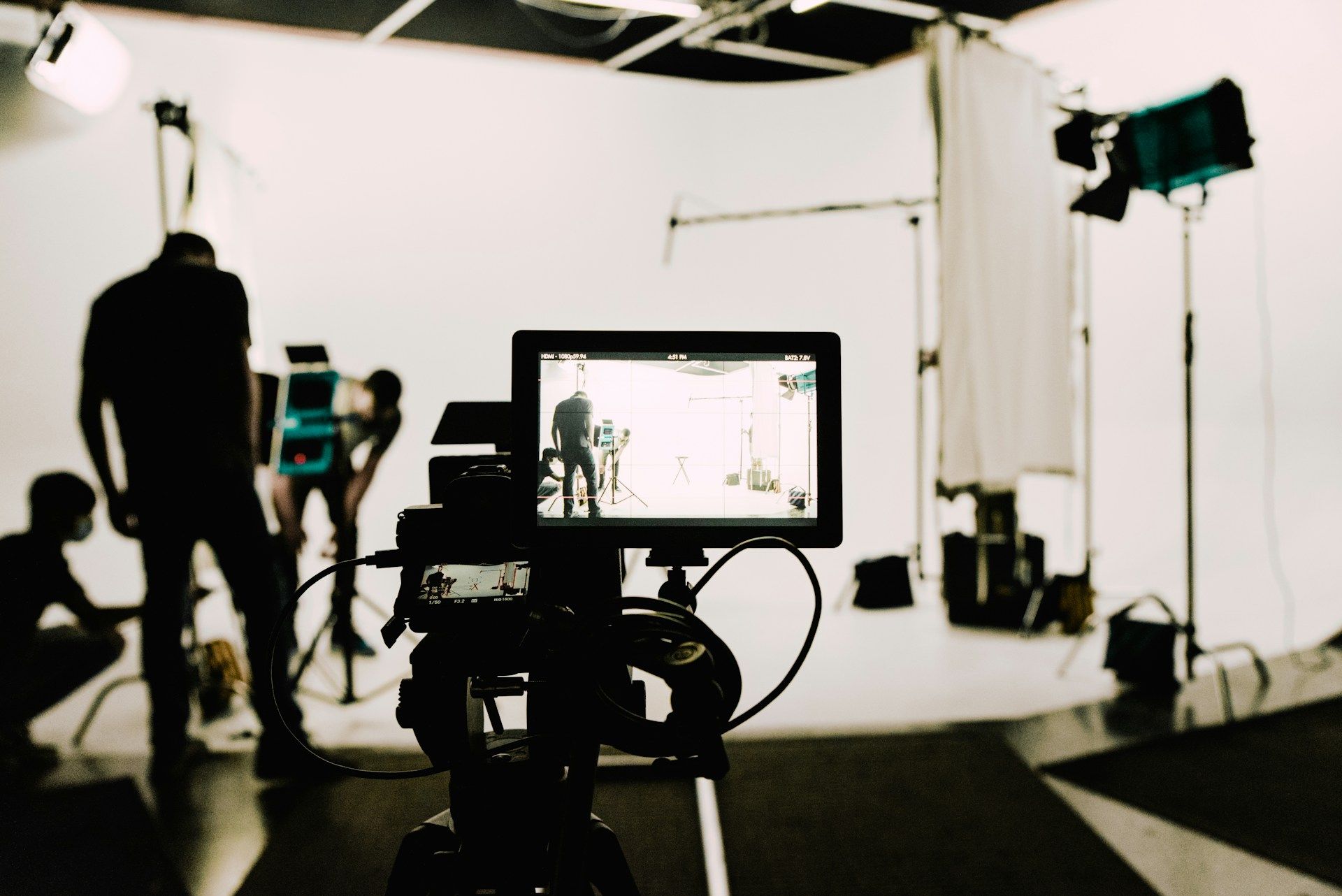 Boardroom-Ready Video Toolkit CMOs Need Before Hiring a Toronto Producer