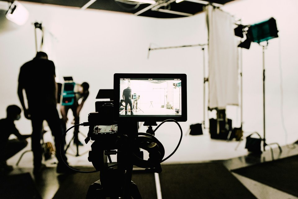 Boardroom-Ready Video Toolkit CMOs Need Before Hiring a Toronto Producer