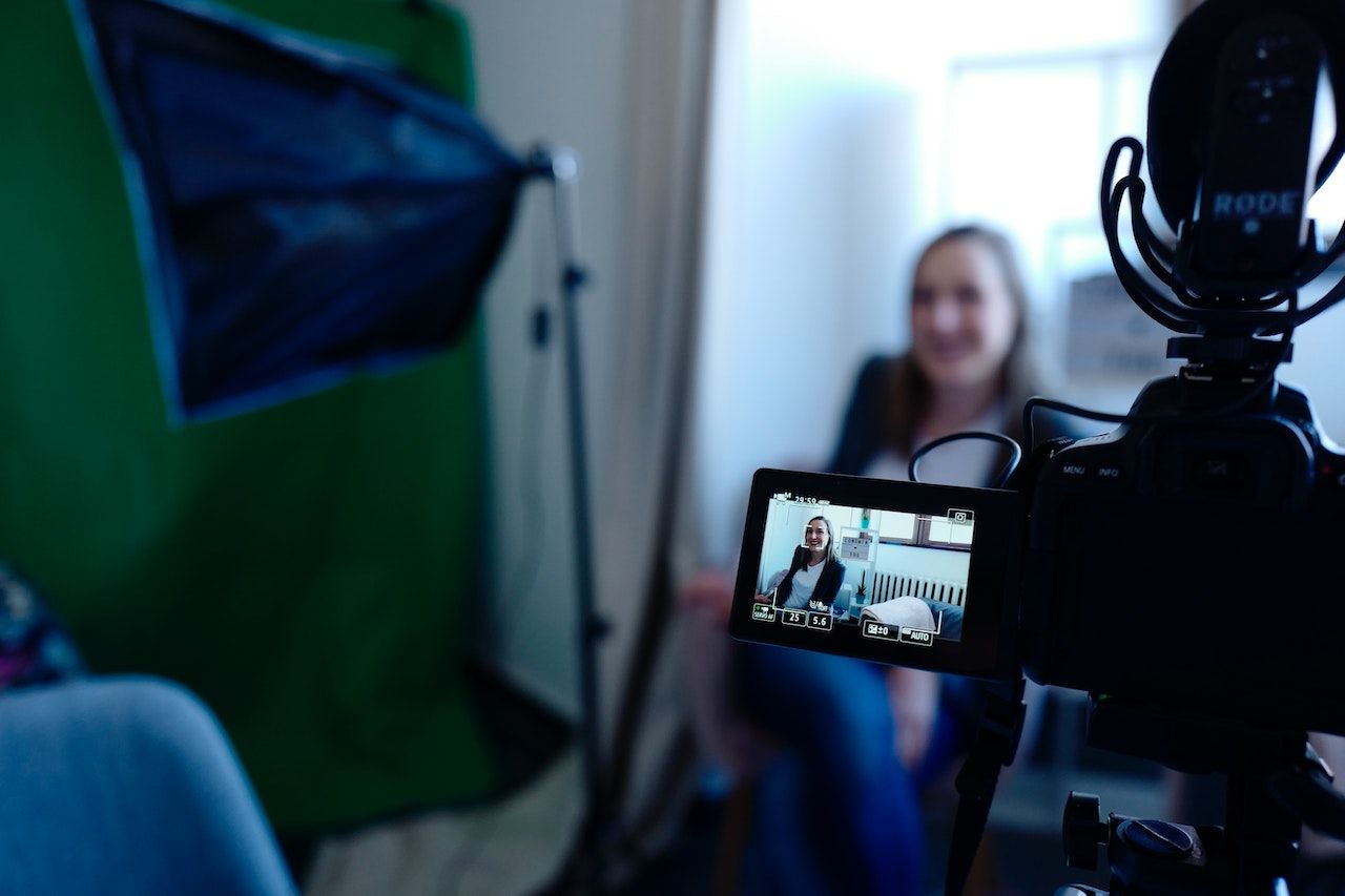 Video Marketing: The Secret to Standing Out in a Crowded Market