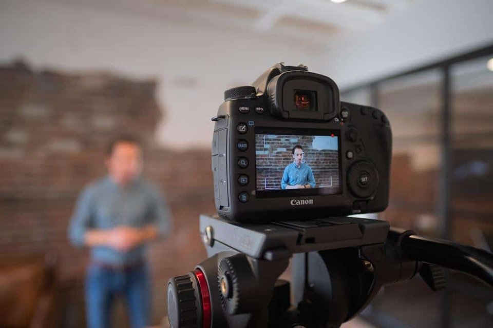 Top 10 Tips for Making An Awesome Digital Bio Video|Viva Media Team