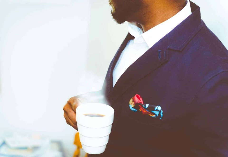 The Ultimate Guide to Business Headshots for Men