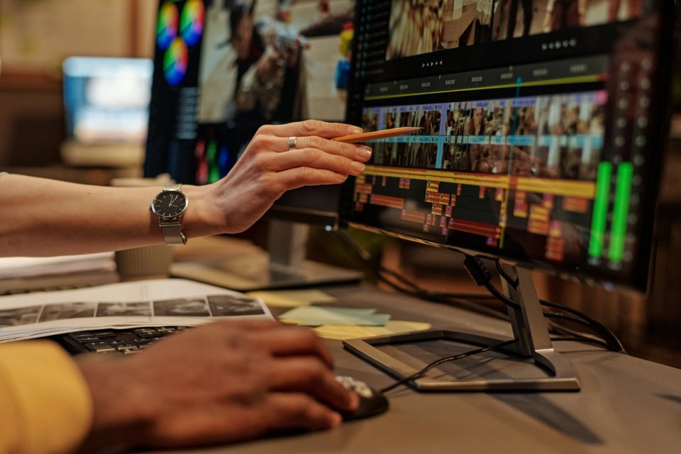 Designing a Video Production Roadmap for Enterprise CMOs
