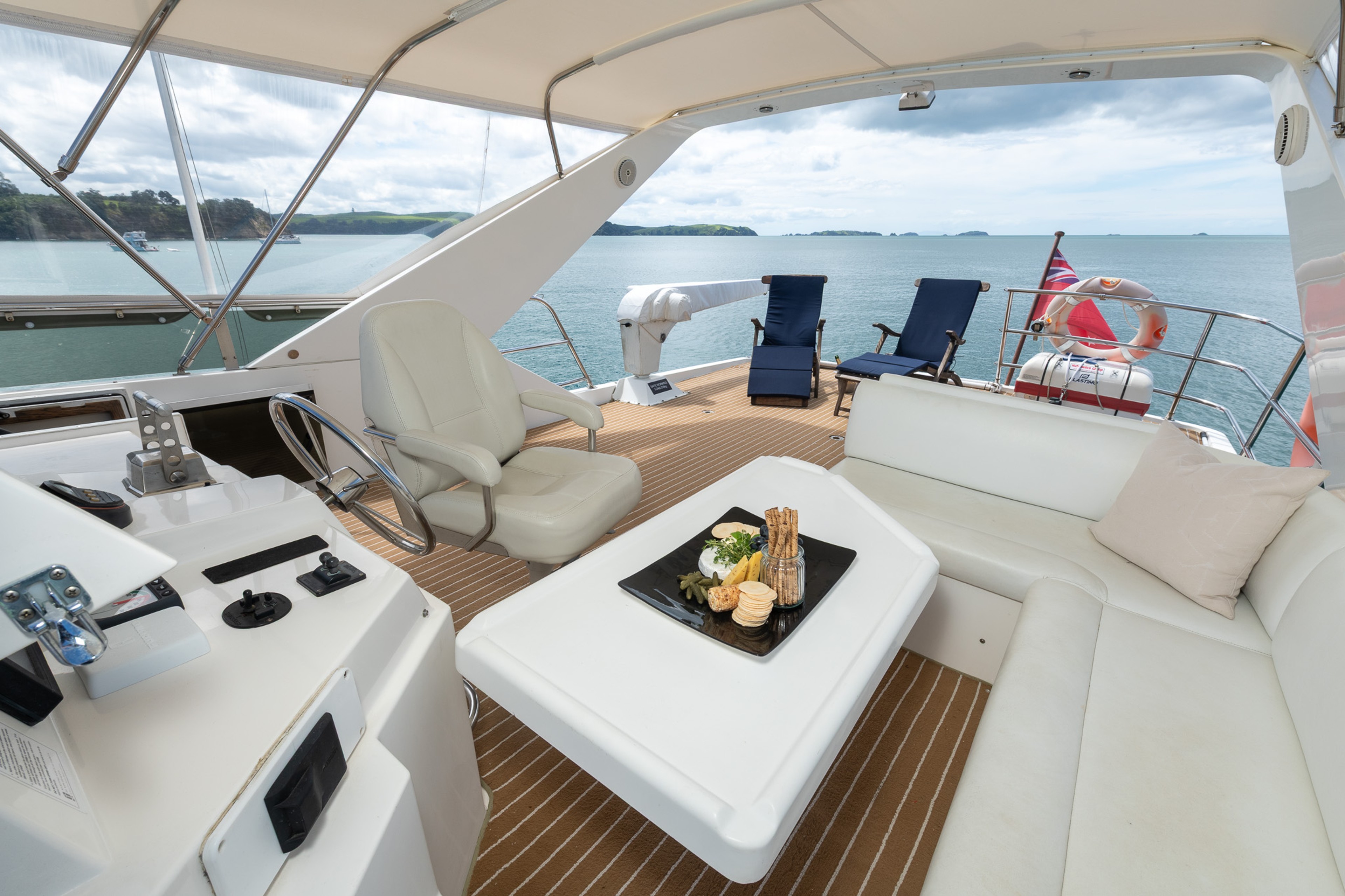 Boat steering area