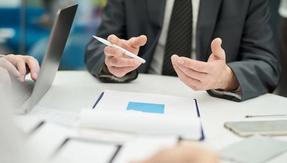 Negotiating Contracts: 12 Key Terms to Negotiate in a Software as a Service or Cloud Service Agreement