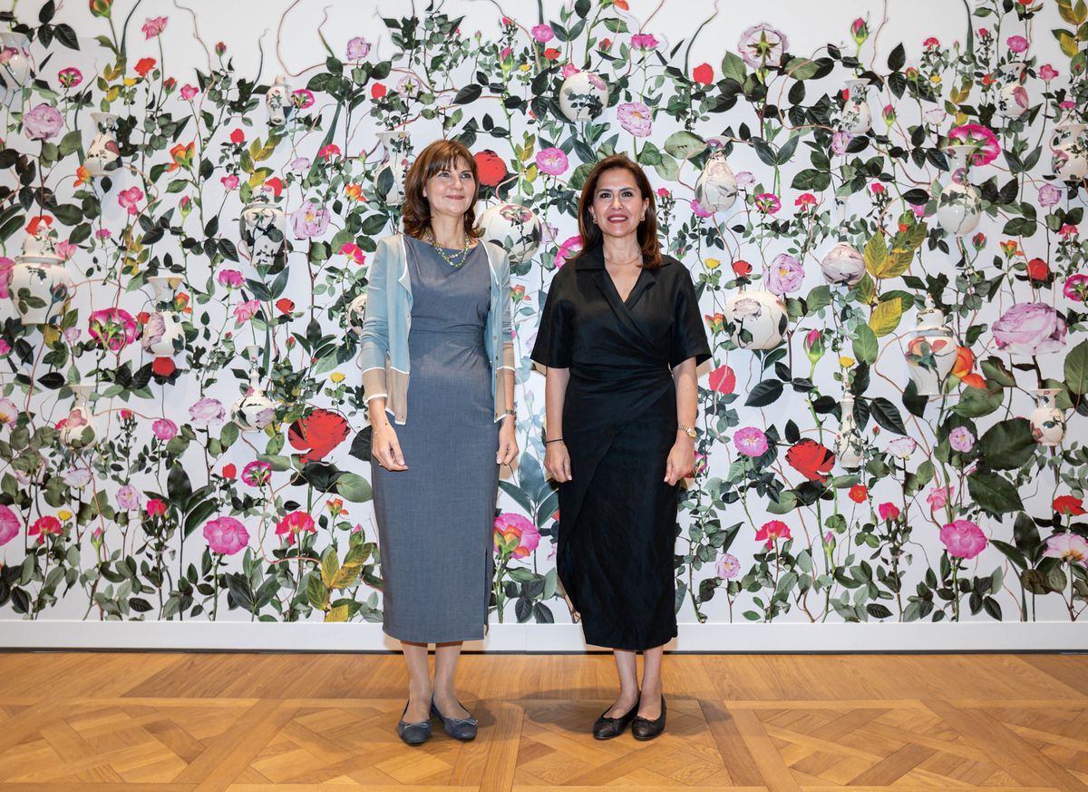 Küratör Billur Tansel, Arkas Sanat Merkezi Direktörü Müjde Unustası