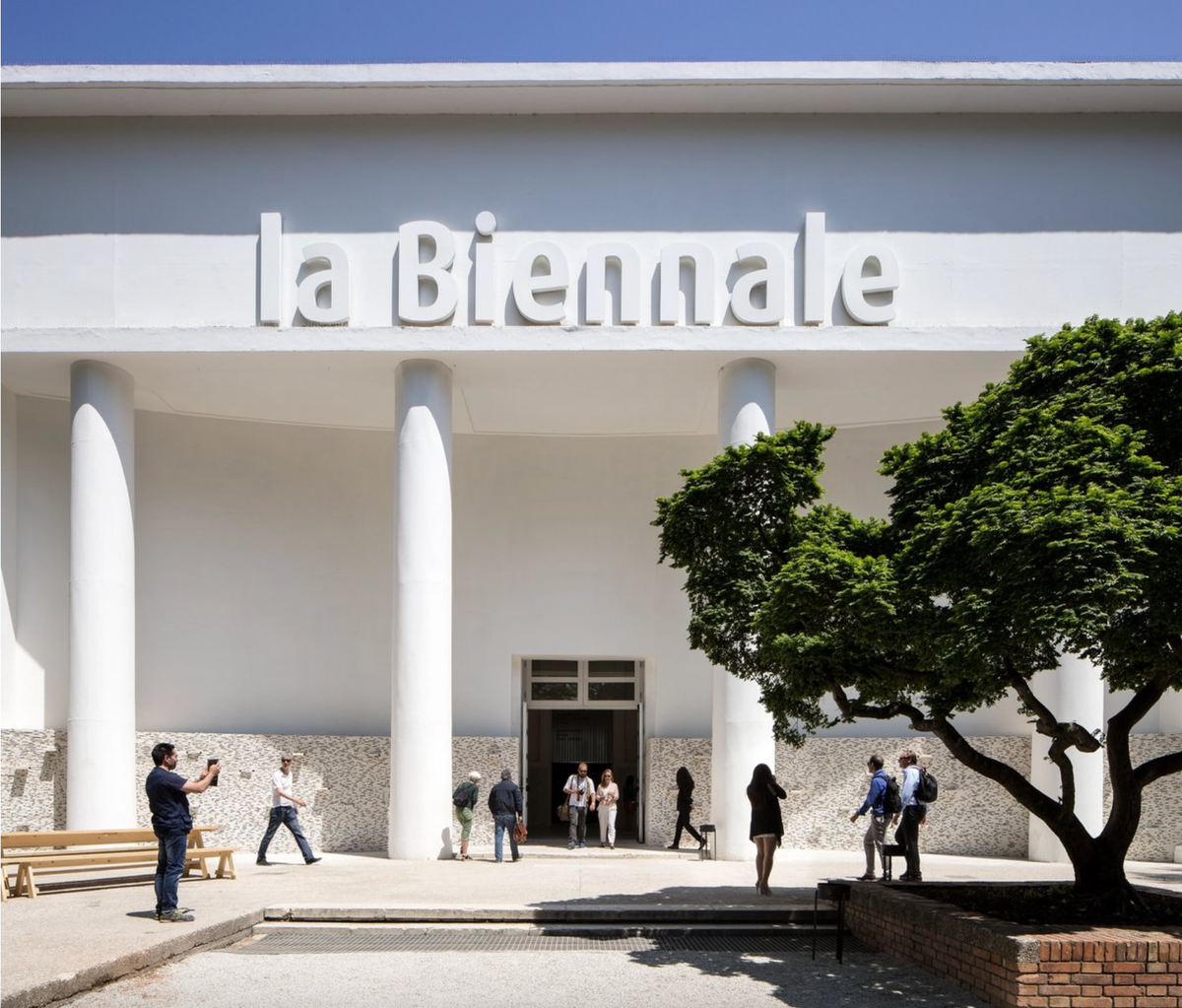 In Minor Keys sergisi, Giardini’deki Merkezi Pavyon (fotoğrafta) ve Arsenale’de gerçekleşecek.
Fotoğraf: Francesco Galli