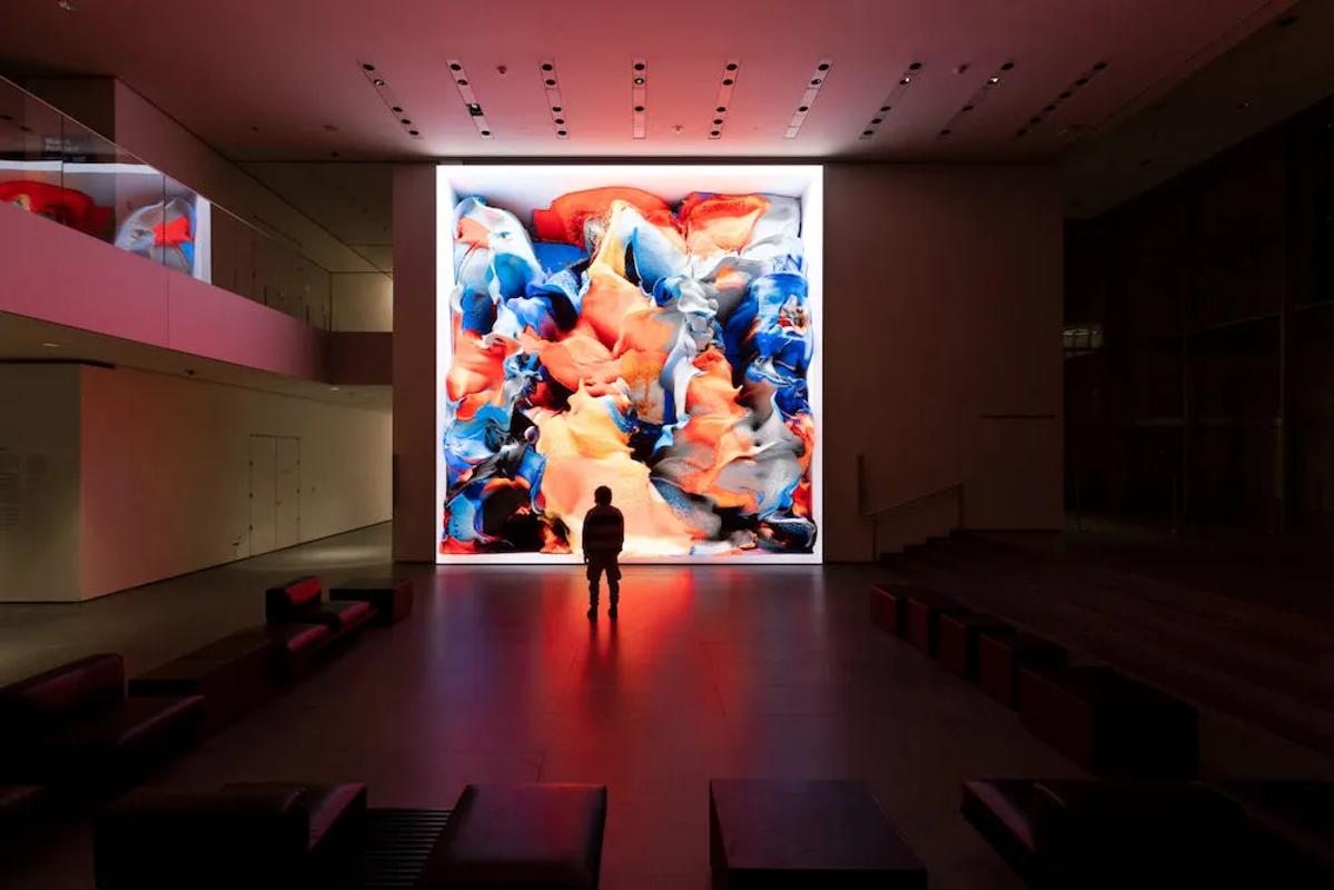 Refik Anadol: Unsupervised, 2022–23, The Museum of Modern Art, New York. 

Fotoğraf: Robert Gerhardt/MoMA.