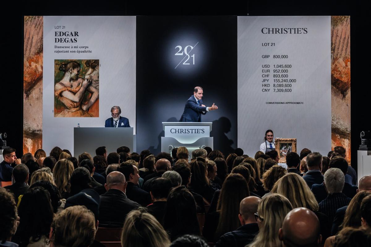 Christie’s’in İcra Kurulu başkanı Guillaume Cerutti, müzayede evinin Londra ve Paris’teki satışlarının müşteri rekabetine girmek yerine birbirlerini tamamladığını söylüyor.
MÜZAYEDE VE “CERUTTI”: ©CHRISTIE’S