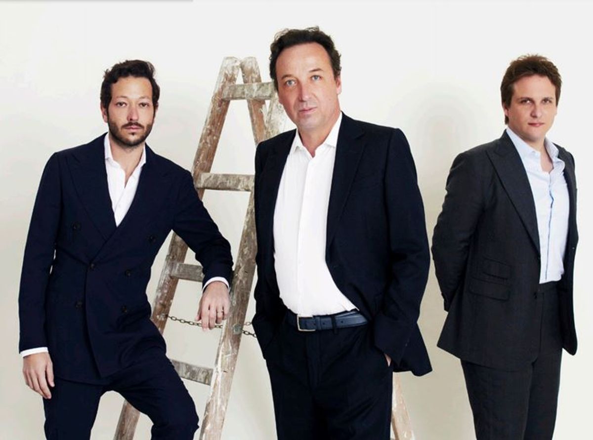 Tom-David Bastok, Emmanuel Perrotin and Dylan Lessel ortaklıklarına son verdiler.