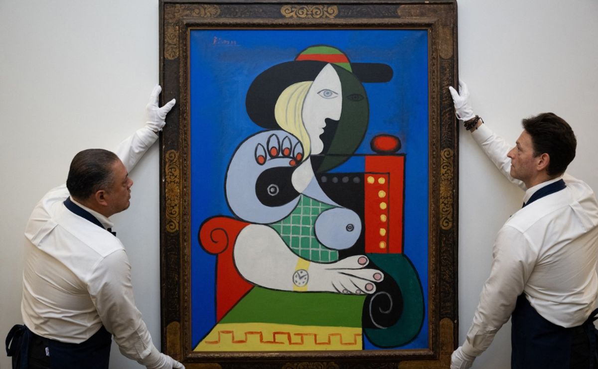 Vakit nakittir: Sotheby’s, Picasso’nun müzayedeye çıkarılan “Femme à la Montre” (Saatli Kadın, 1932) eserini özel kılan şeyin kol saati olduğunu söylüyor.
PICASSO: © ALEXI J. ROSENFELD, GETTY IMAGES, SOTHEBY’S