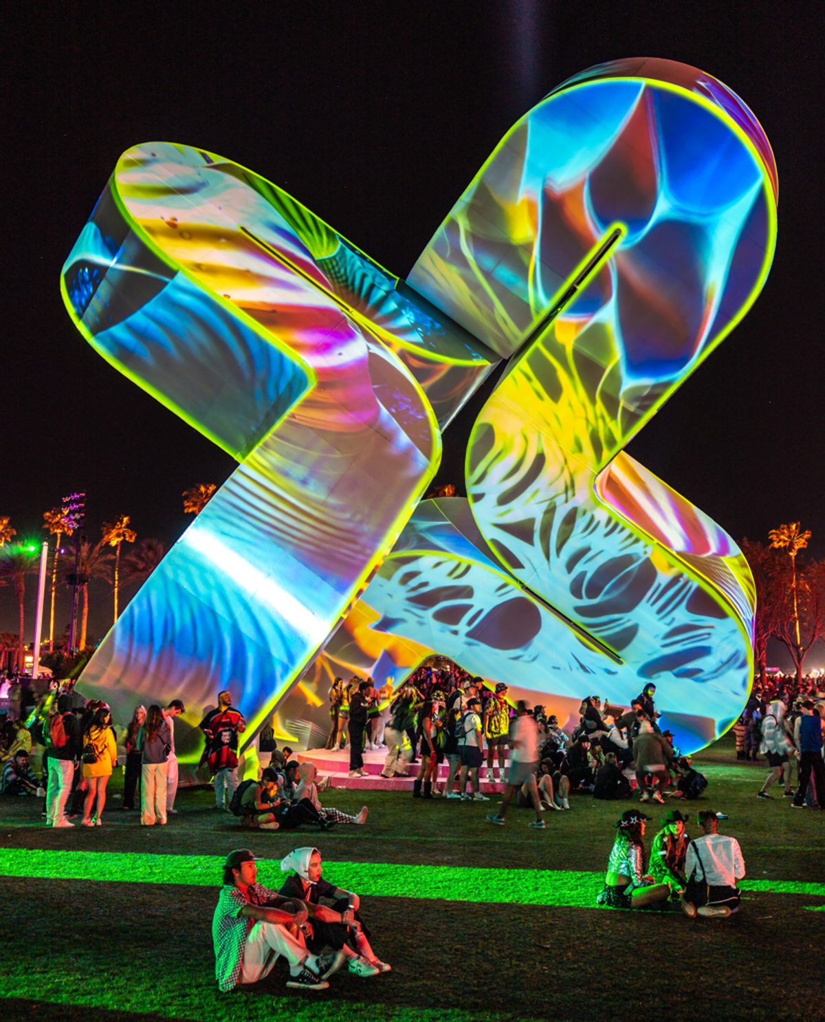 Güvenç Özel, Neuroflux (2025)