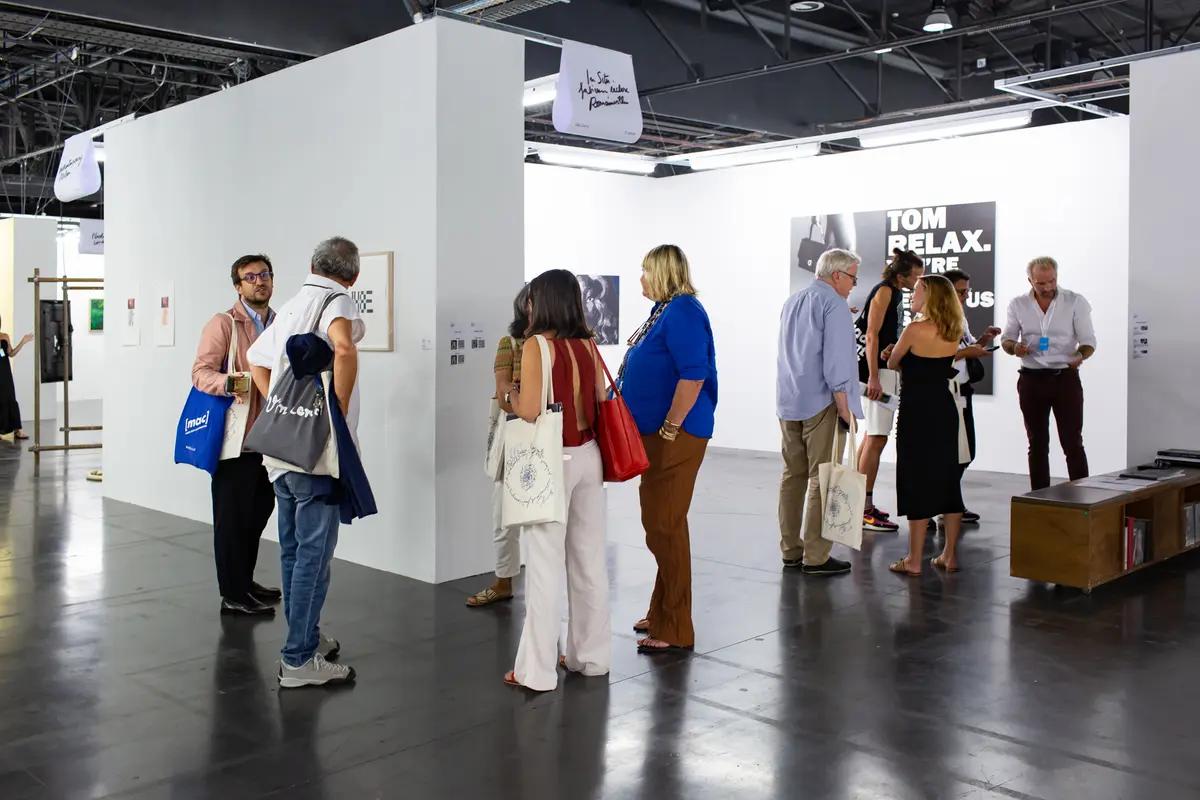 Art-o-rama 2023, In Situ galerisinin standı. Fabienne Leclerc, Romainville, Grand Paris.© MARGOT MONTIGNY, ARGOT-O-RAMA, 2023