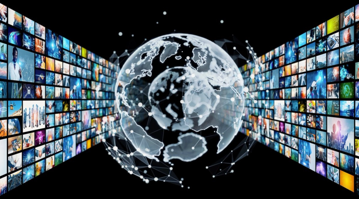 YZ, sanat piyasasında arka planda yürüyen tüm süreçleri -lojistikten sigortaya, köken araştırmalarının hızlandırılmasından gönderim rotalarının optimizasyonuna kadar- devrim niteliğinde dönüştürme potansiyeline sahip. Örneğin Convelio, sanat profesyonellerinin kargo tekliflerini sohbet temelli, ChatGPT benzeri bir arayüzle almasını sağlayan YZ tabanlı bir ajan geliştirdi.
GRAFİK: METAMORWORKS