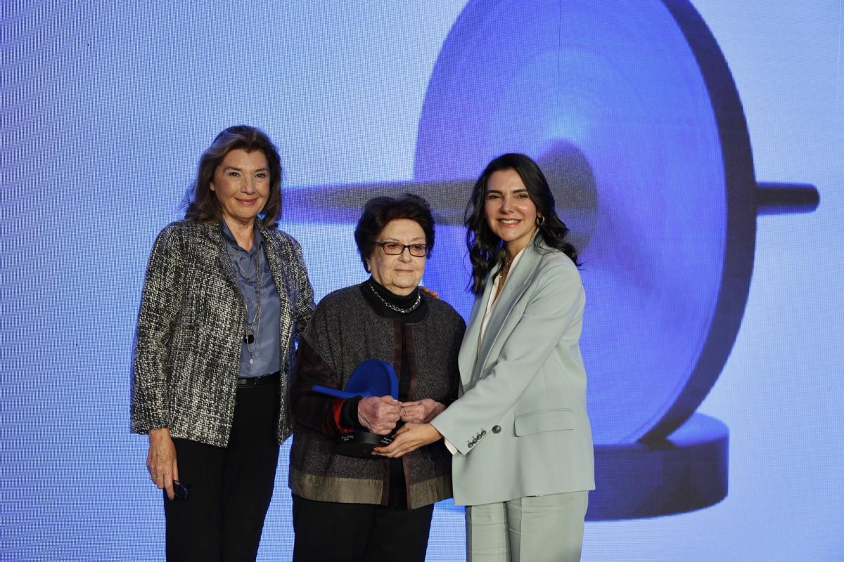 Oya Koçan, Candeğer Furtun, Begüm Doğan Faralyalı