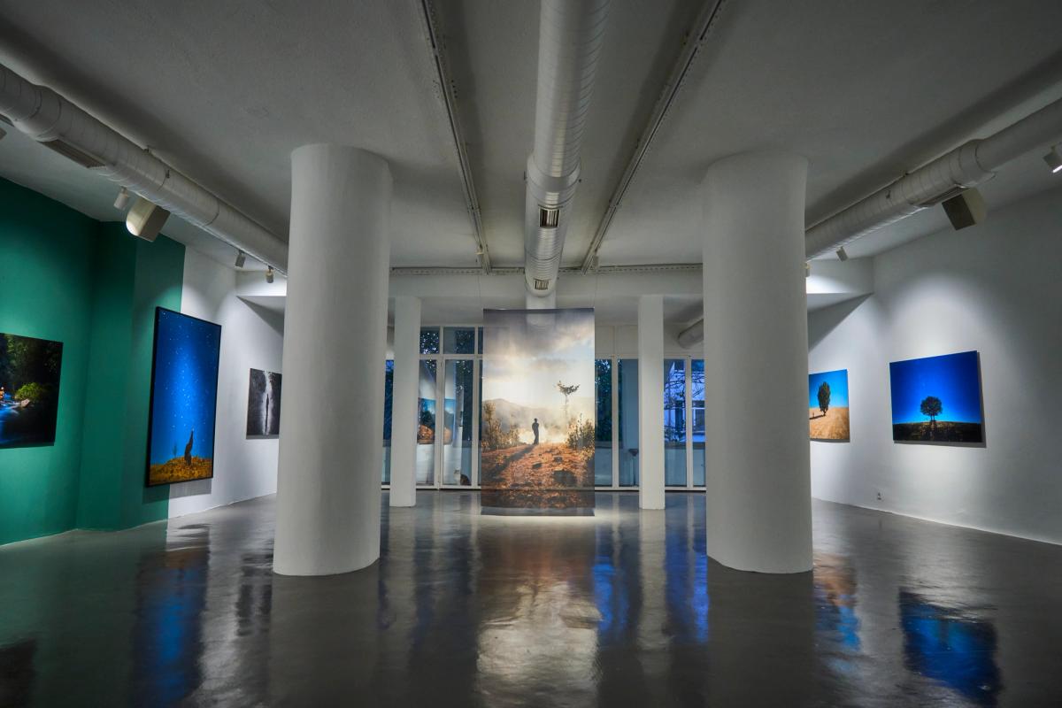 Murathan Özbek'in Yanıbaşında sergisinden görünüm