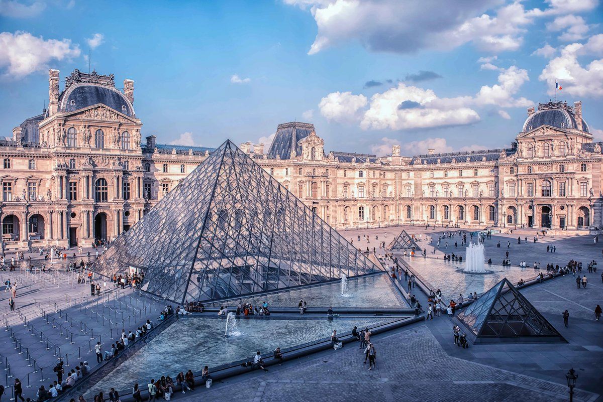 Louvre tarihindeki en uzun grev dönemini yaşıyor.
Fotoğraf: Stockbym