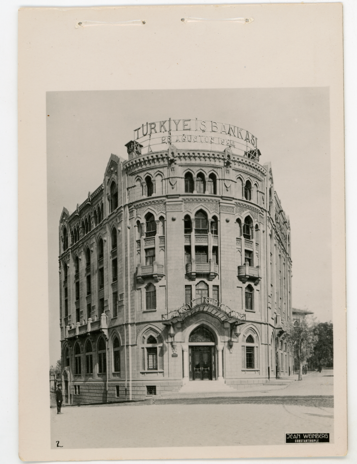 Türkiye İş Bankası Üçüncü Genel Müdürlük Binası. 
(C) TÜRKİYE İŞ BANKASI MÜZESİ KOLEKSİYONU