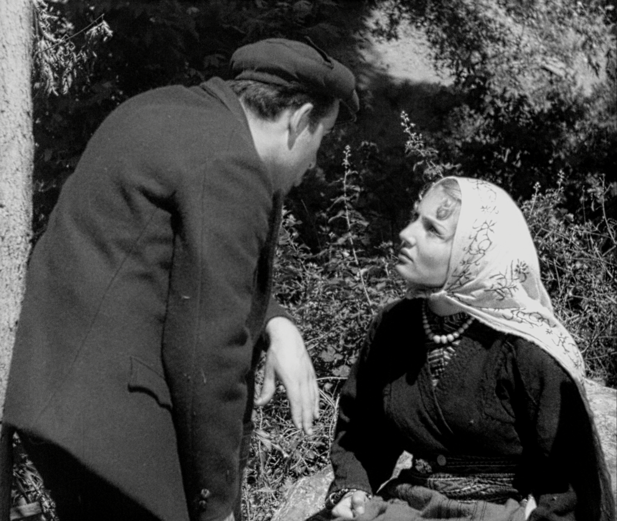 Aysel, Bataklı Damın Kızı