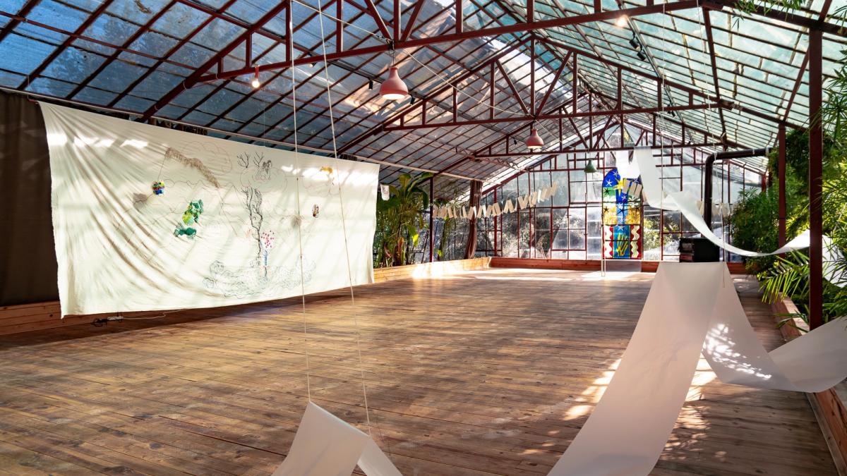 Sergiden enstalasyon görünümü. Fotoğraf: Karanlık Kutu