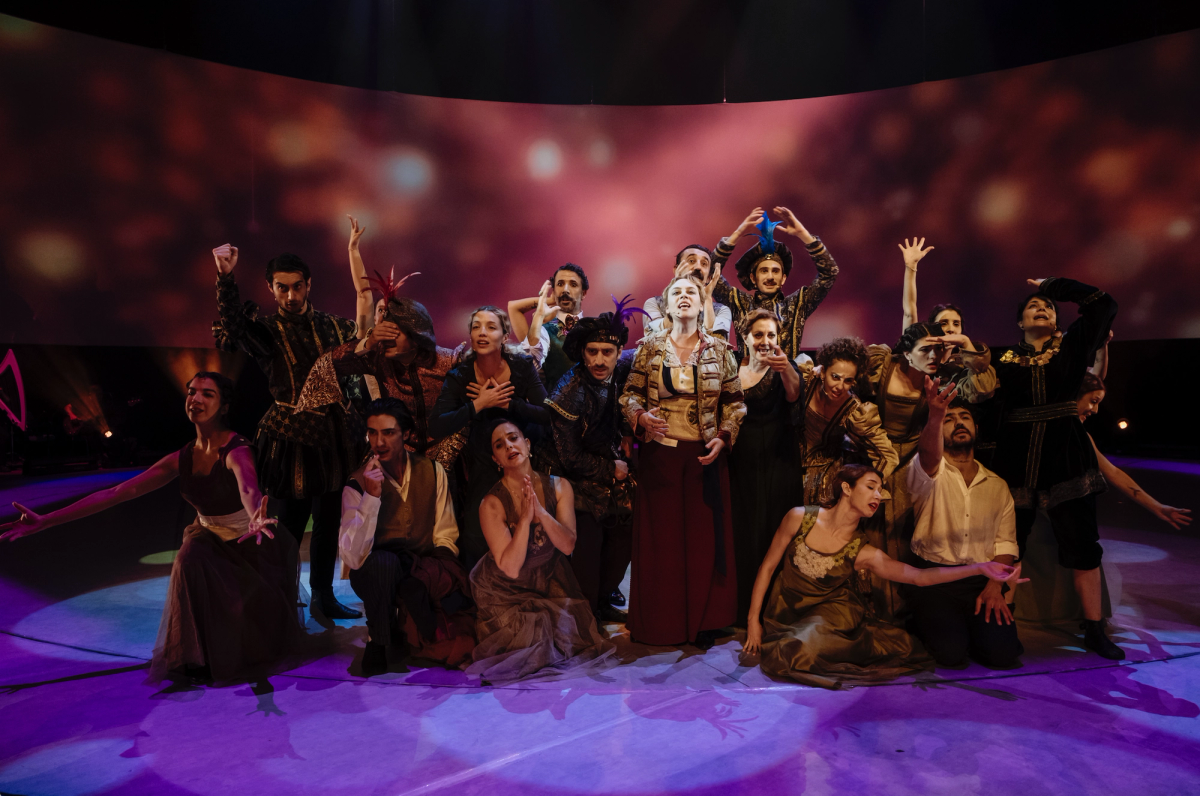 Afife Jale’nin gerçek yaşamöyküsünden ilhamla Selin Cankı Ceylan’ın kaleme aldığı müzikalin ışık, müzik ve kostüm tasarımları da sahnede büyüleyici bir atmosfer yaratarak izleyiciye unutulmaz bir deneyim sunuyor.
© EDZE ALİ