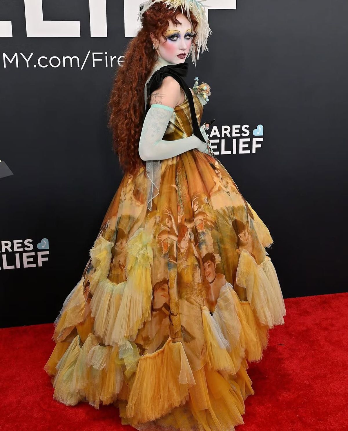 Chappel Roan, Edgar Degas baskılı bir elbiseyle kırmızı halıdaydı.
CHAPPEL ROAN: (C) AFF/ALAMY STOCK PHOTO, FOTOĞRAF: LISA OCONNOR