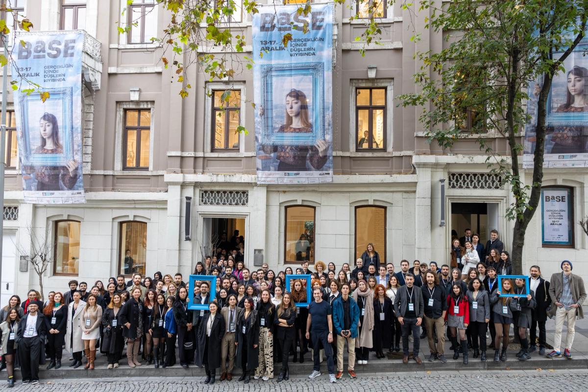BASE’in 7.edisyonu 13-17 Aralık tarihleri arasında Akaretler Sıraevler ev sahipliğinde gerçekleşti.