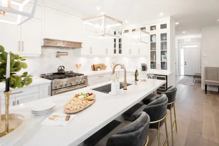 detailed-kitchen-cabinetry