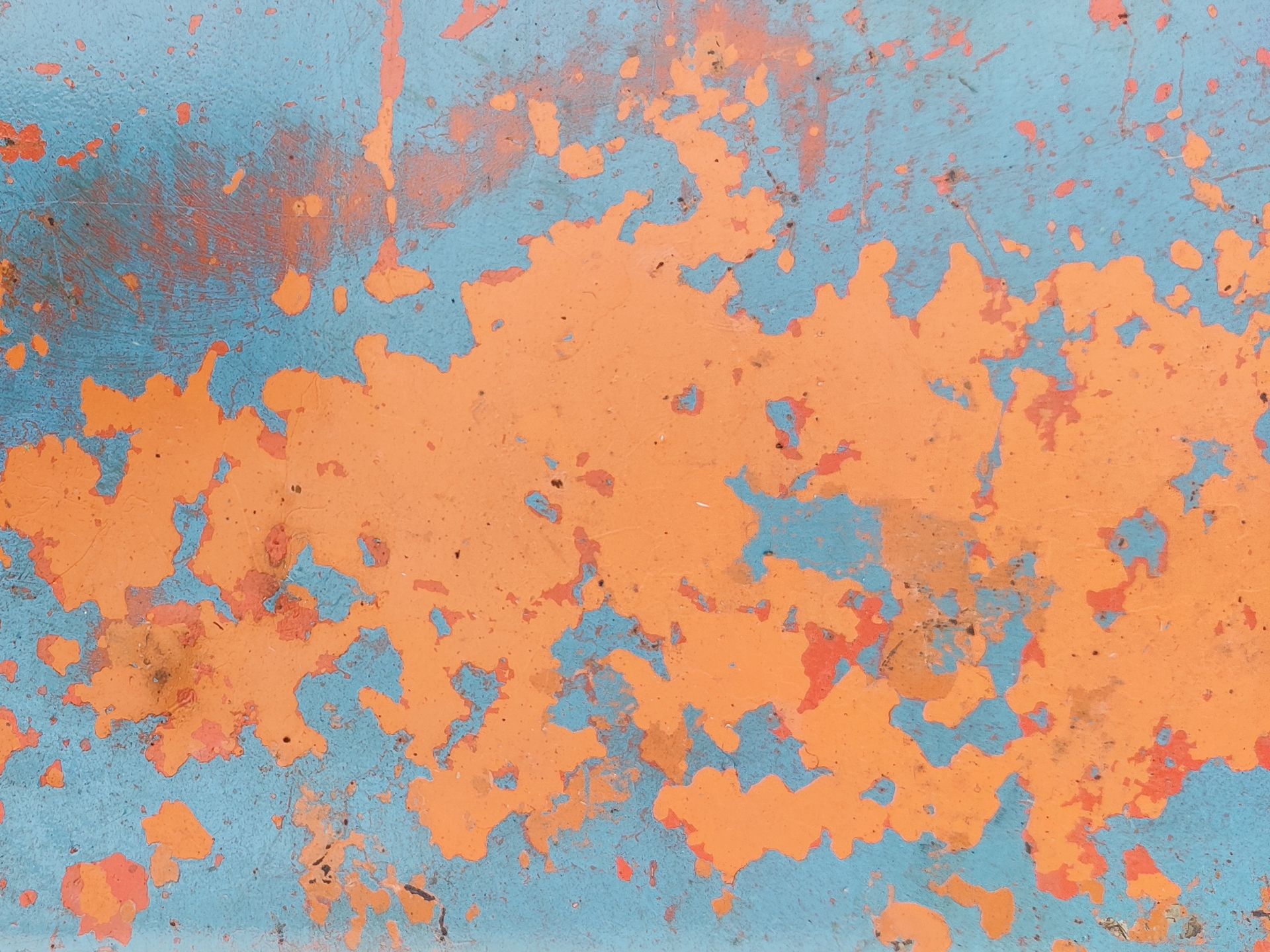 Foto met verschillende lagen verf gebruikt als basis voor houten doosje