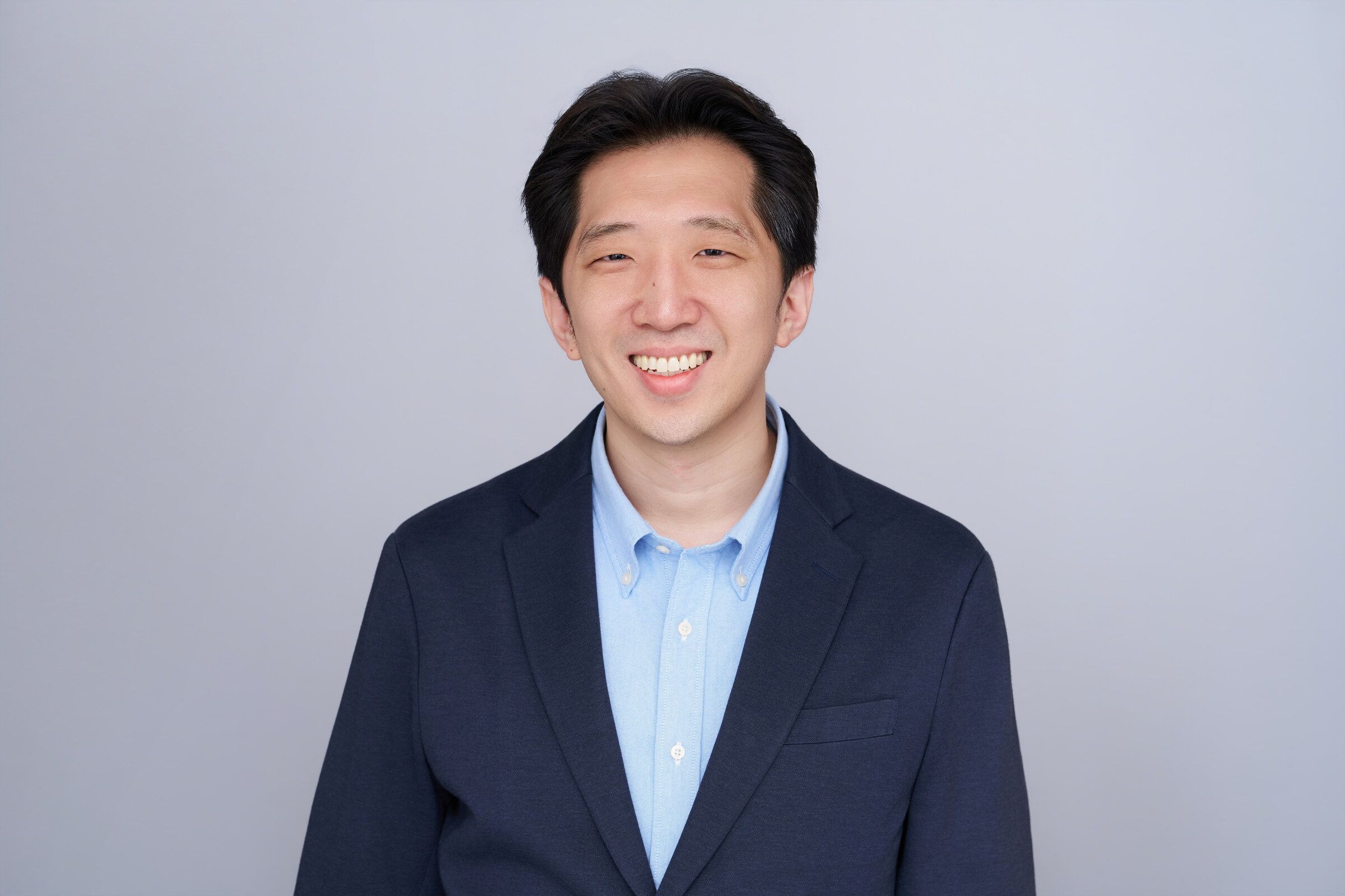 Yuri Kim headshot