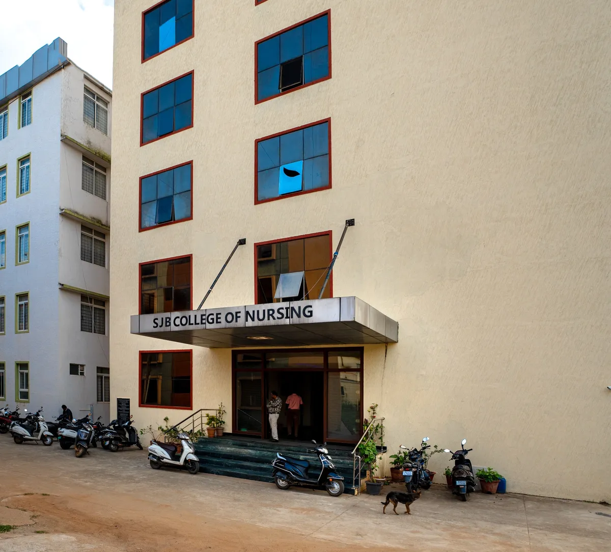 SJB COLLEGE OF NURSING