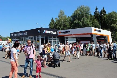 Автосалон BMW — фото 4