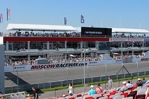 Автосалон BMW — фото 3