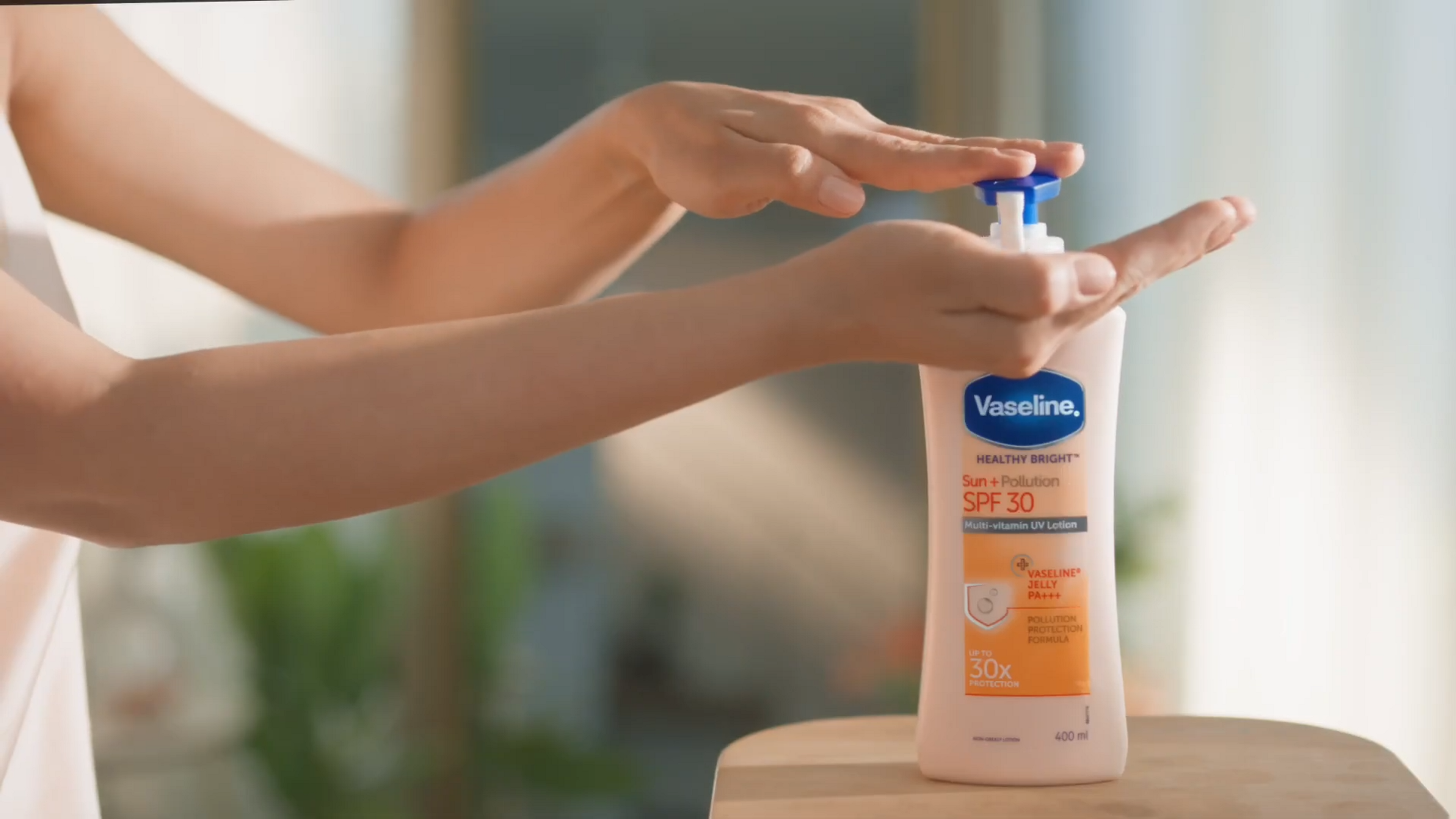 VASELINE HEALTHY BRIGHT