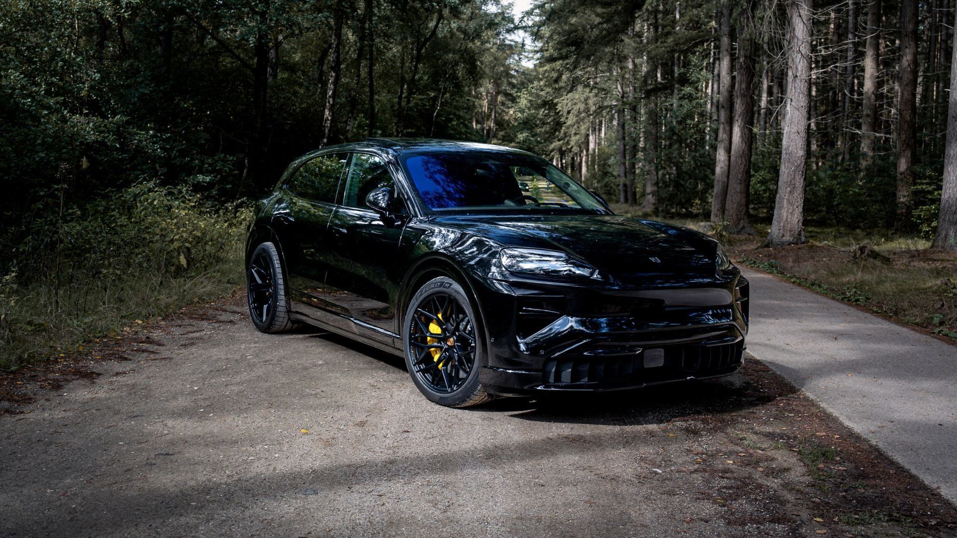 Cayenne Electric owner with Korbach wheels