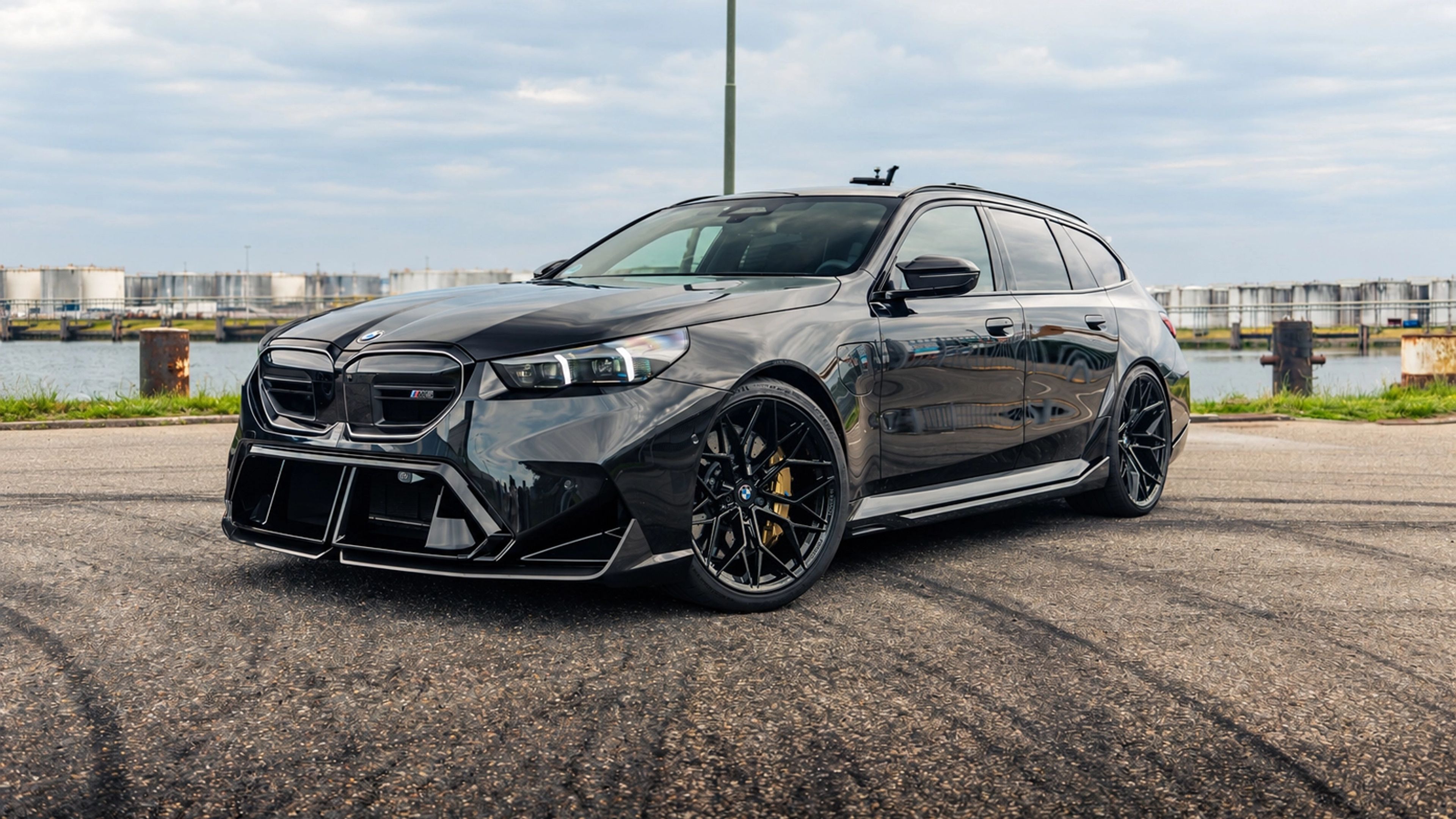 BMW M5 G90/99 on Korbach forged wheels