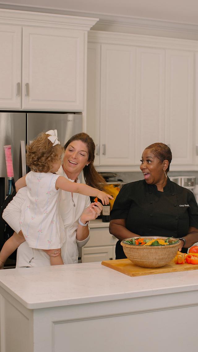 Postpartum Nutrition Without the Mental Load: Real Food, Zero Planning