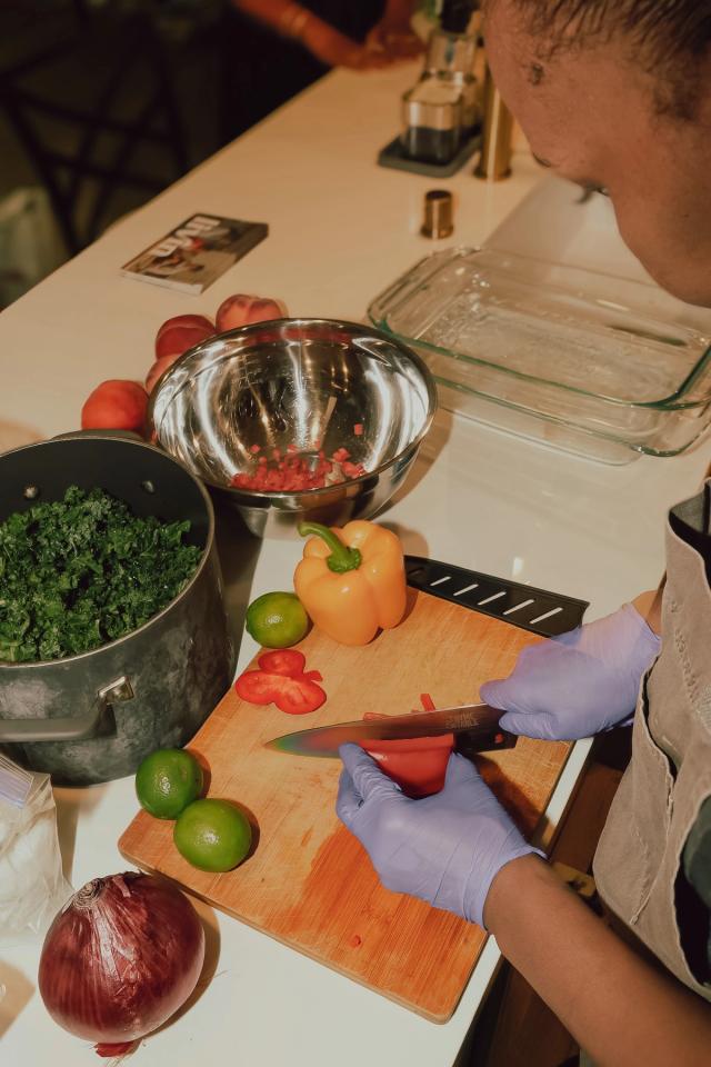 Eating Well During Cancer Treatment: Without Spending Your Energy on Dinner