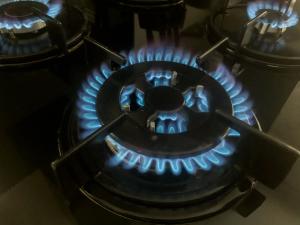 Perfect flame gas hob