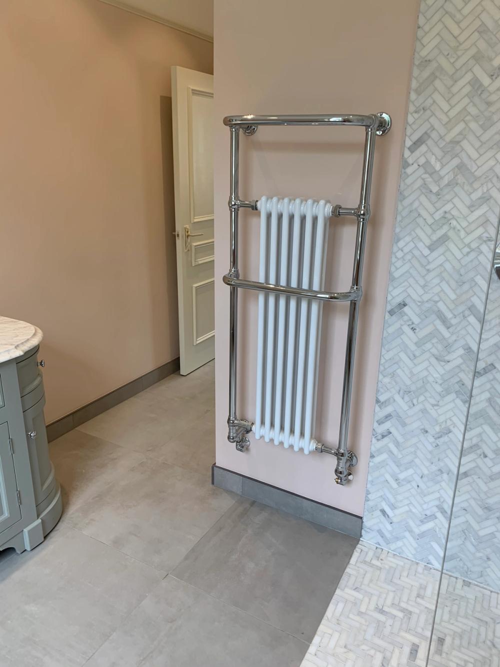 Bathroom radiator with towel rail