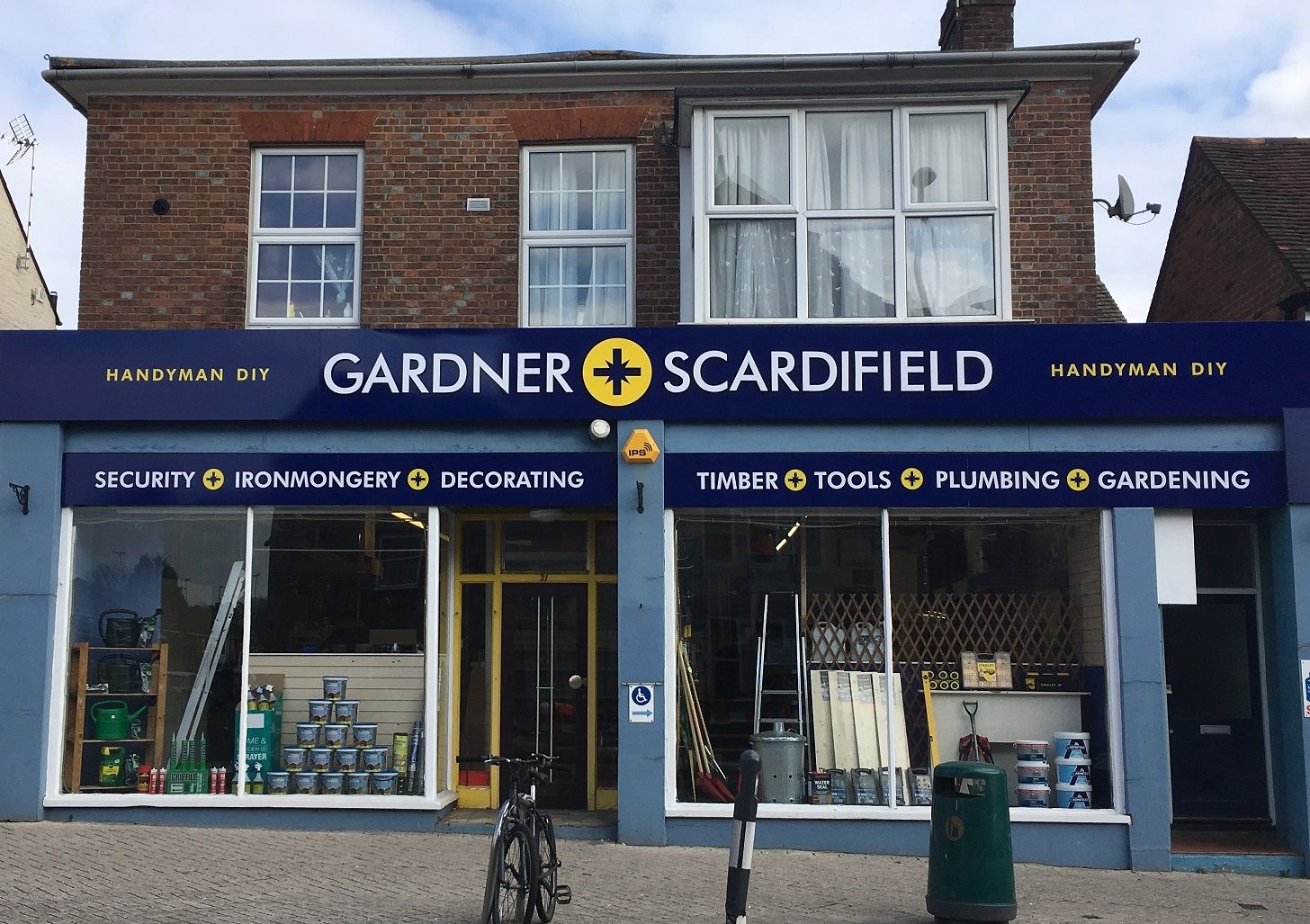 The Gardner & Scardifield - Horsham outlet