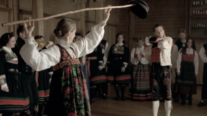 Freia Porøs – Folkedans 