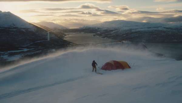 Visit Norway – Under Nordlyset