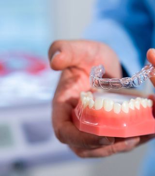 Invisalign vs Braces: Pros and Cons