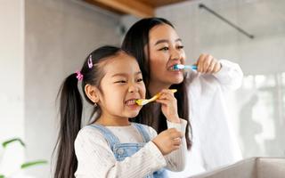 Khmer Speaking Dentist - Hero